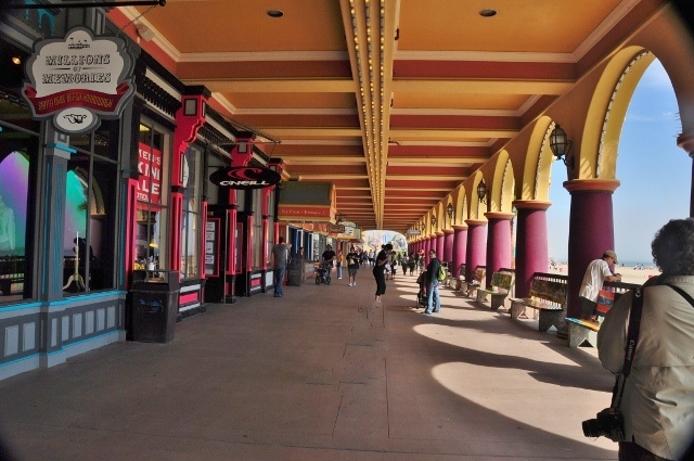 Santa Cruz beach boardwalk